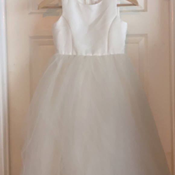 Worn Once David's Bridal Kids Formal Flower Girl Dress. - Picture 4 of 6